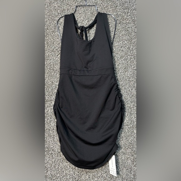 NWT Scoop Neck Ruched Backless Bodycon Mini Dress Size Medium - Picture 4 of 6